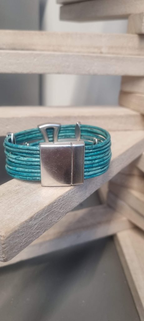 Bracelet en cuir avec passants argents (coloris au choix)