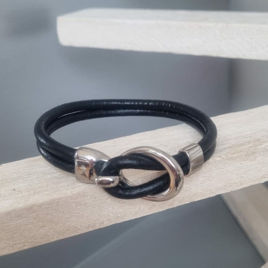 Bracelet unisexe cuir rond noir et fermoir crochet argent
