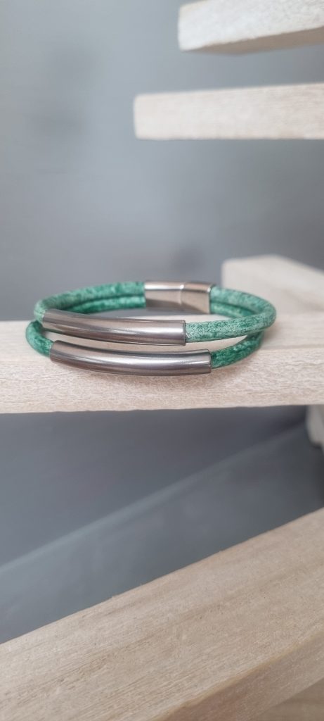 Bracelet femme cuir rond et tubes acier