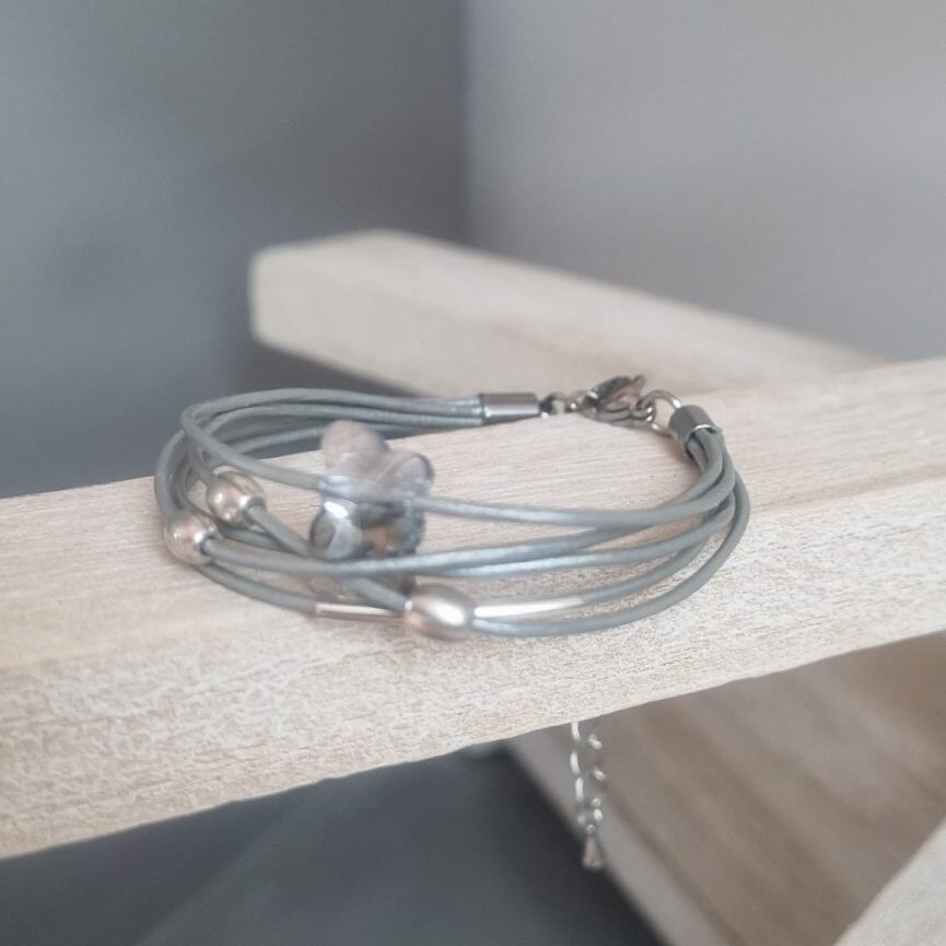 Bracelet femme 5 cuirs fins gris