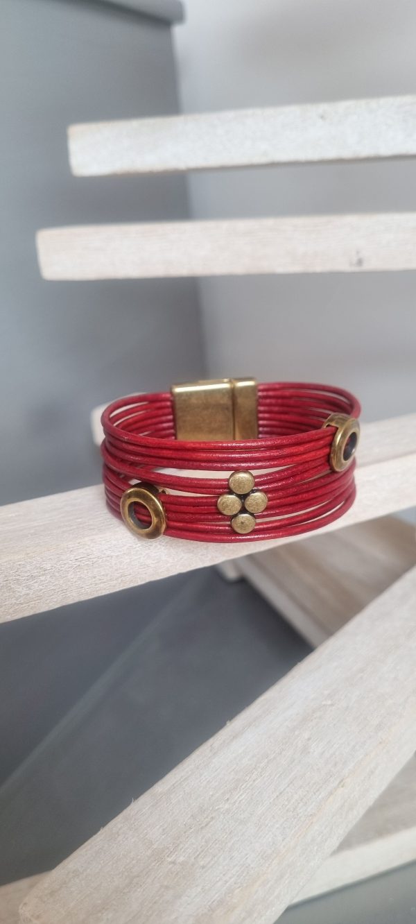 2CO21SCA manchette femme en cuir rond rouge et passants vieil or