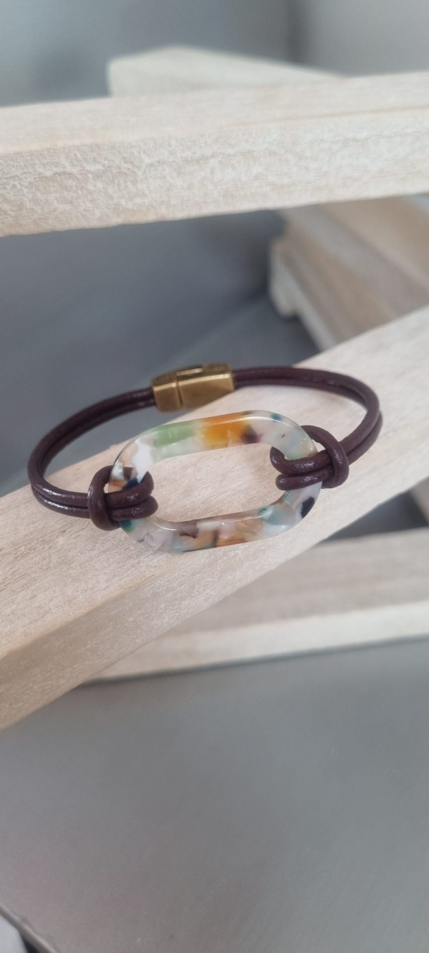 Bracelet femme cuir rond et passant en acétate bleu