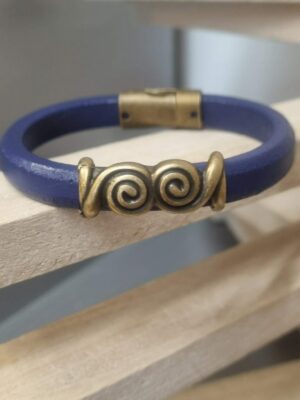 Bracelet homme en cuir regaliz bleu violet et passant bronze