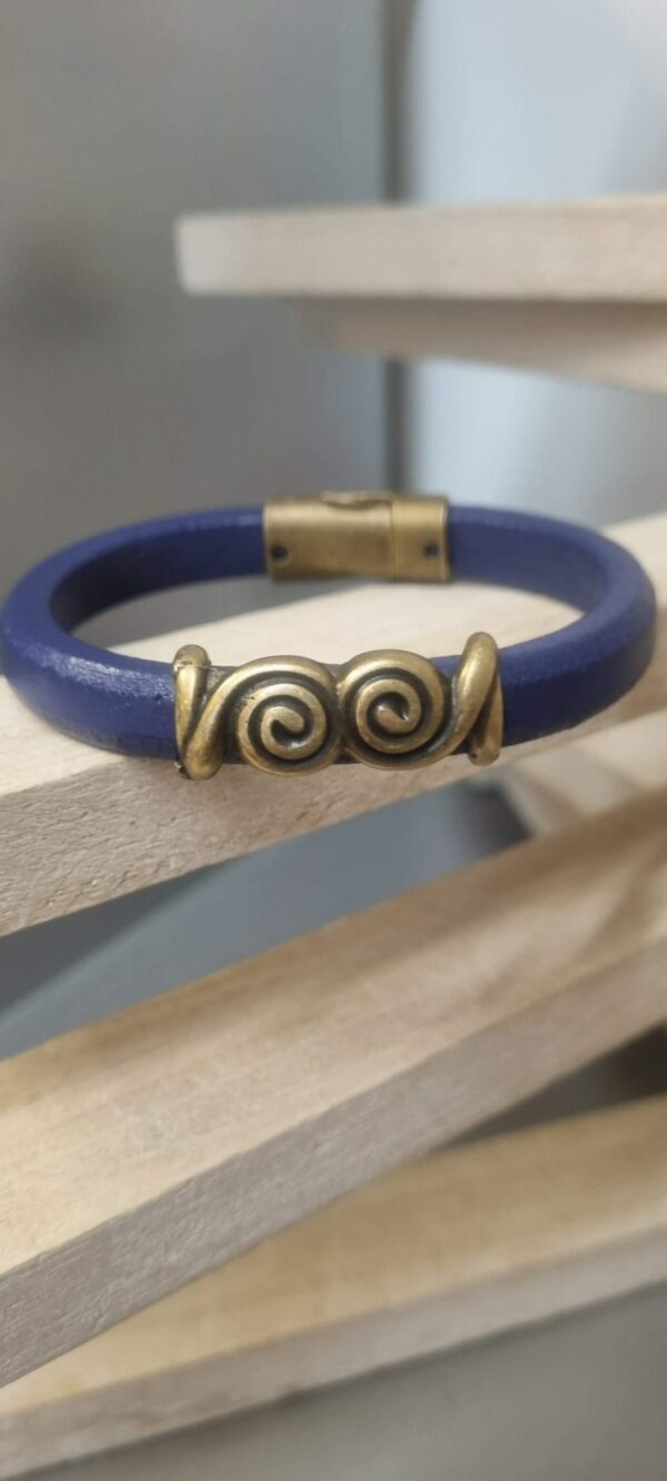 Bracelet homme en cuir regaliz bleu violet et passant bronze