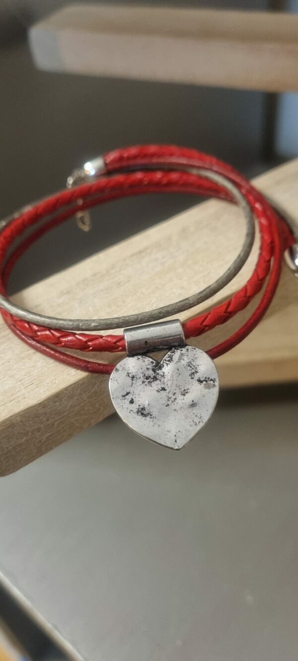 Bracelet femme double tour cuir rouge et gris avec coeur