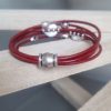 Bracelet femme en cuir rond rouge et perles en zamak argenté
