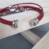 Bracelet femme en cuir rond rouge et perles en zamak argenté