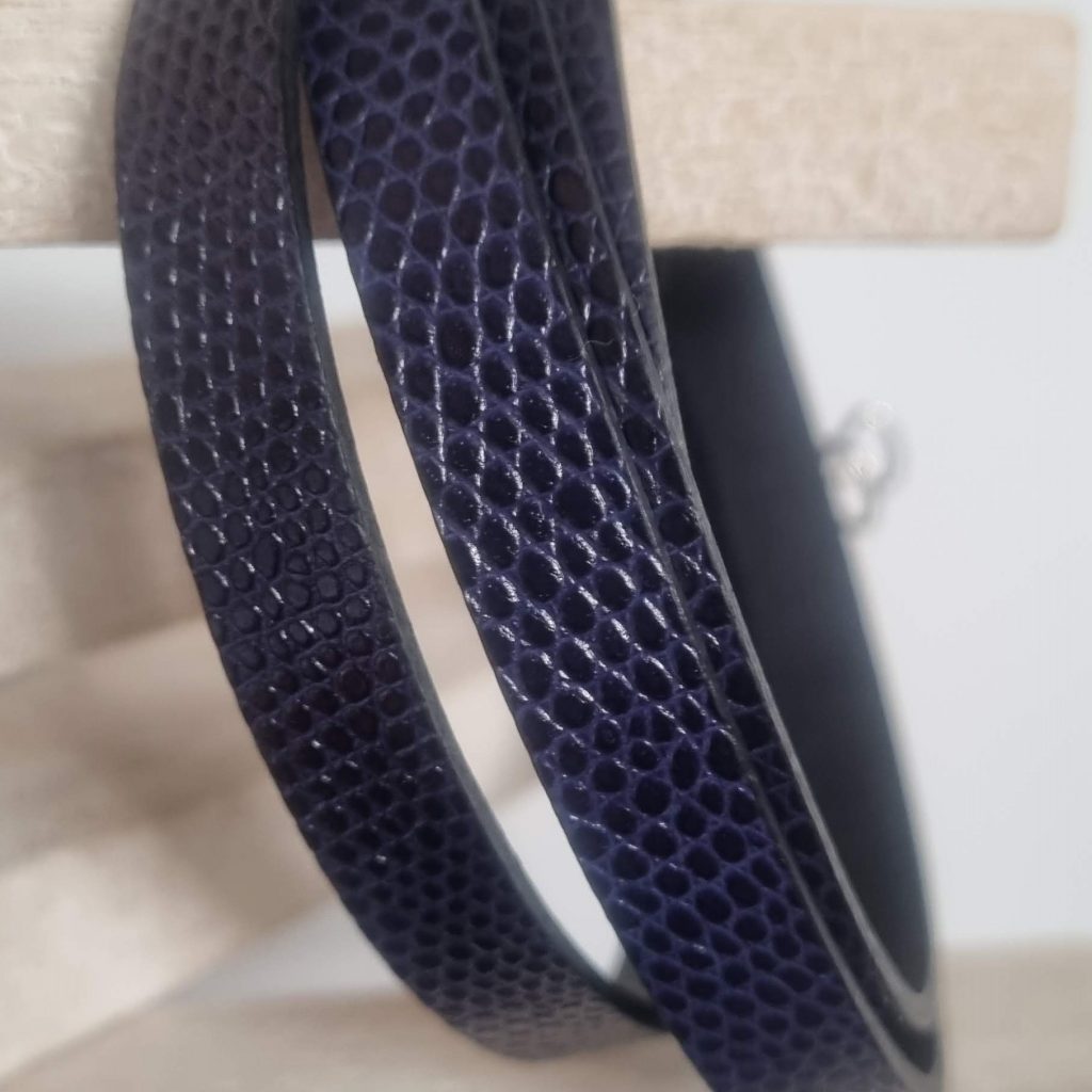 cuir 10 bleu grainé