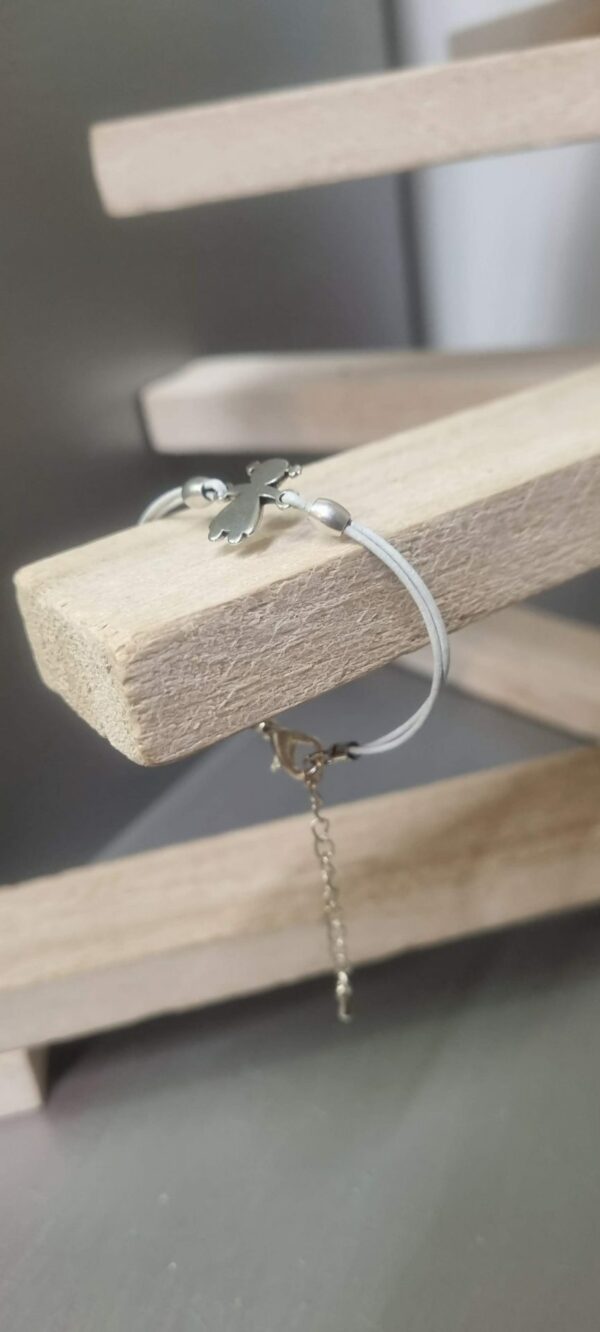 21CO83 Bracelet enfant en cuir blanc et fillette argentée