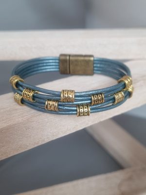 Bracelet femme en cuir rond bleu et perles dorées