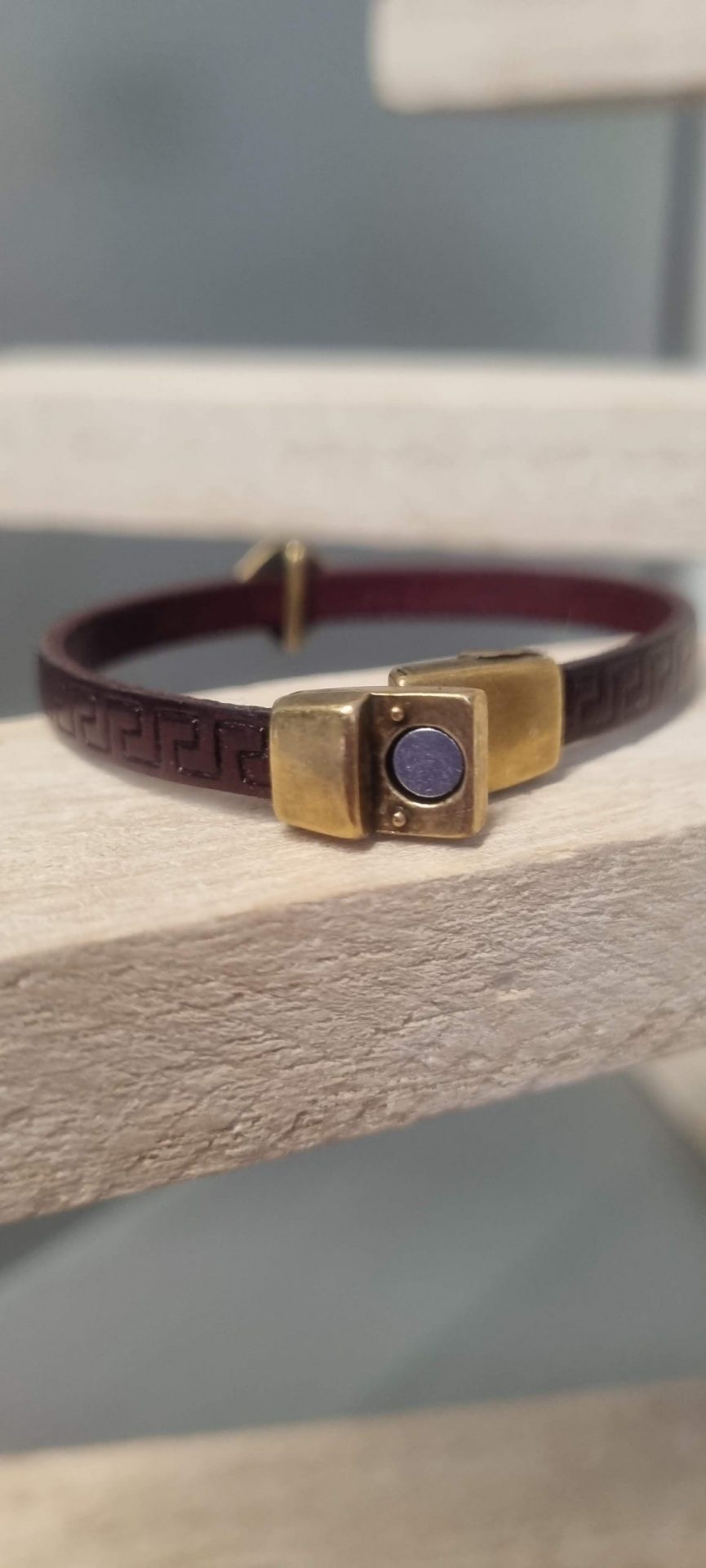 Bracelet enfant bordeaux et ancre marine