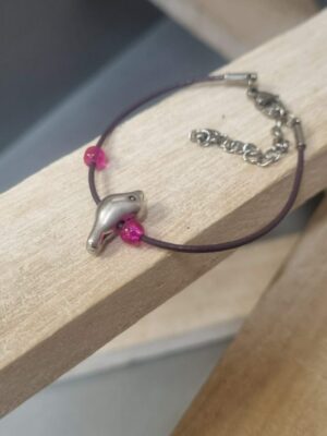 Bracelet enfant en cuir rond violet et oiseau argenté