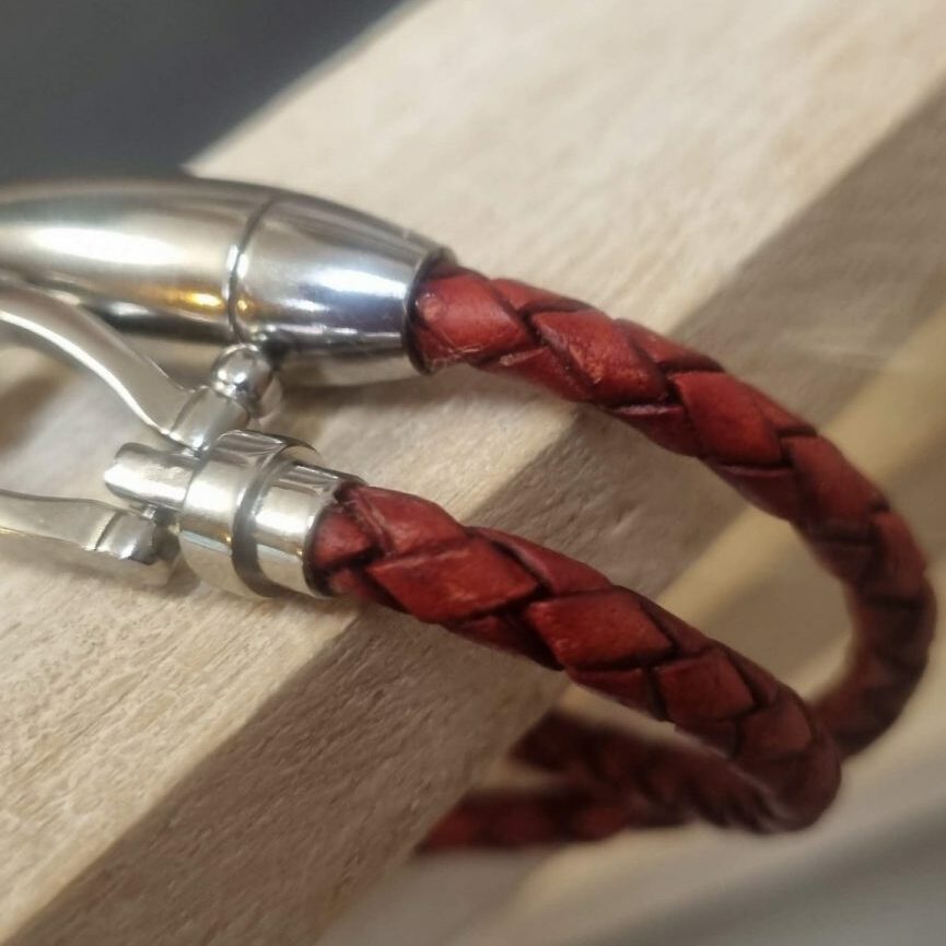 Bracelet femme double tour cuir rond tressé rouge
