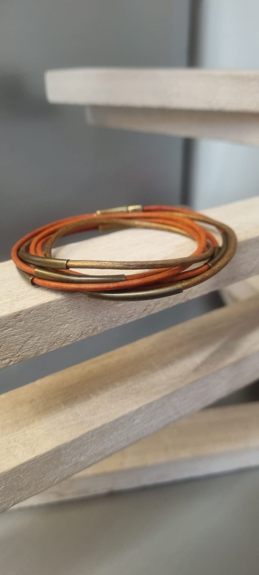 Bracelet femme double tour cuir rond orange et bronze