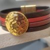 Bracelet femme 20mm en cuir et pastille dorée martelée