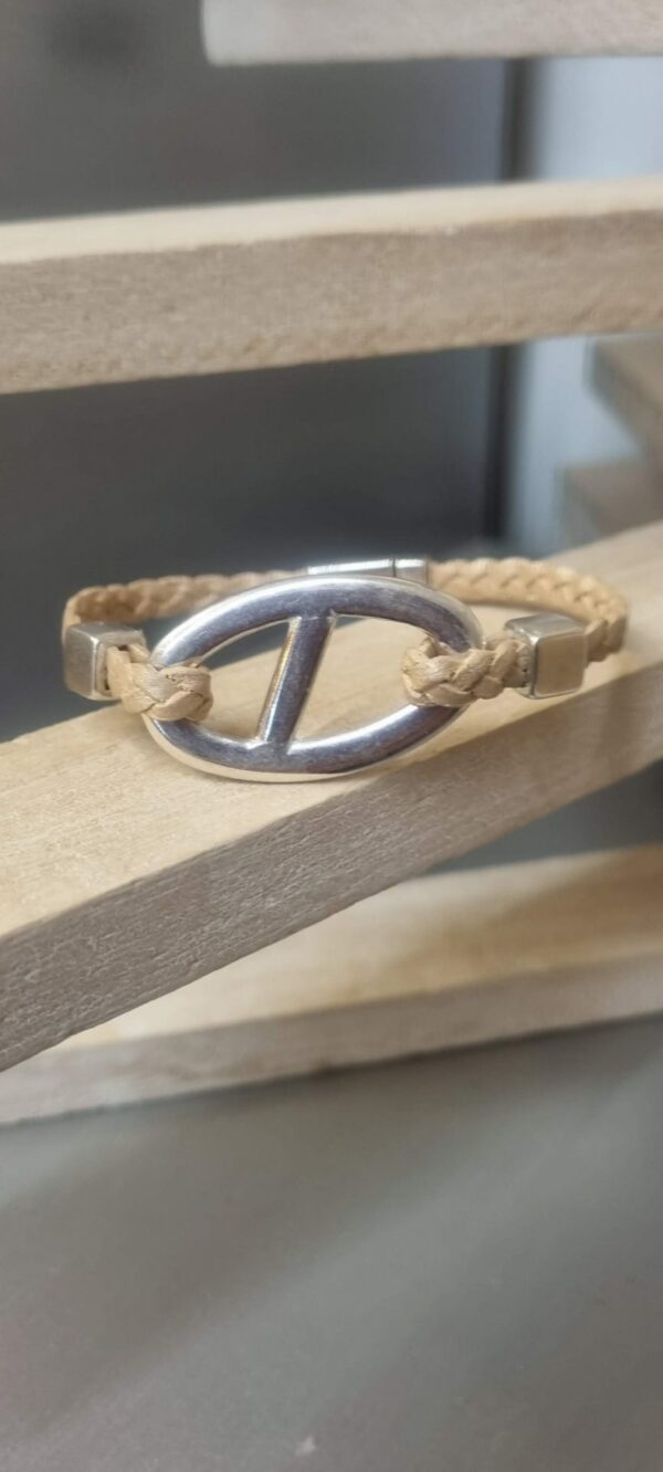 2CUI50 - 26€ Bracelet femme cuir tressé doré et passant argenté