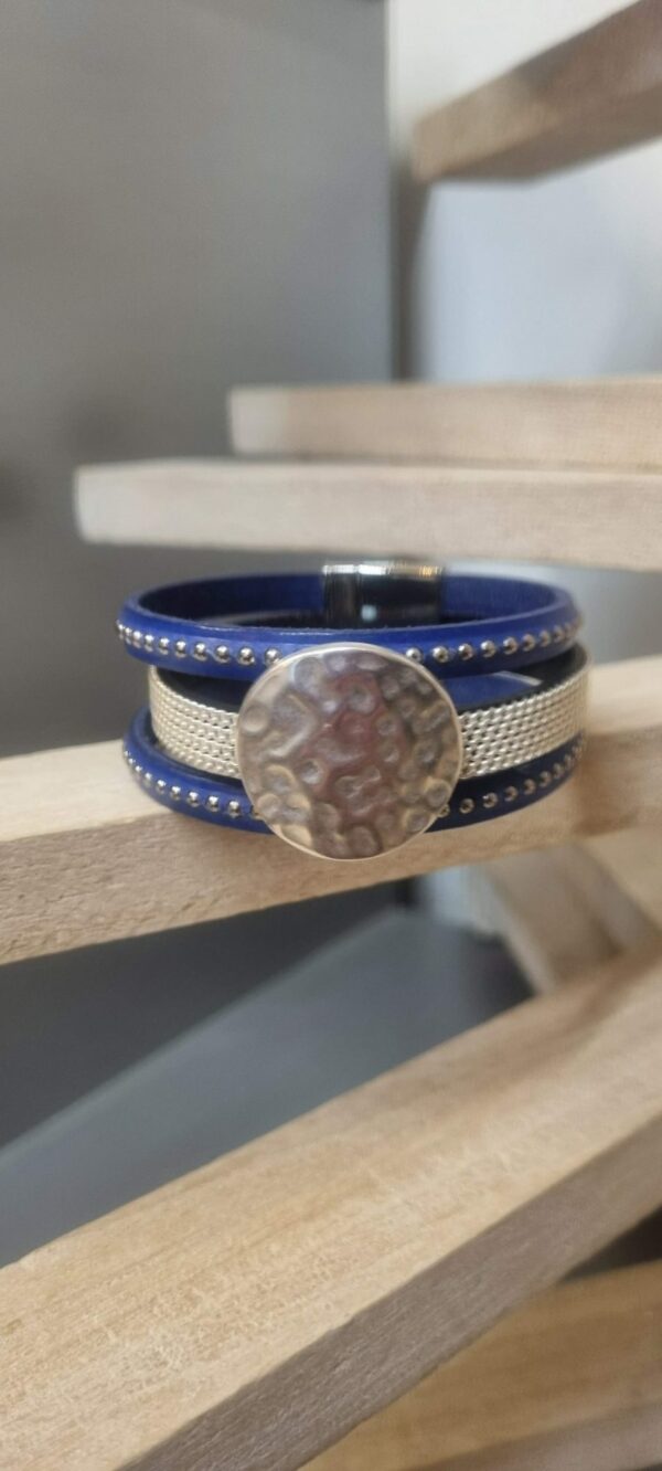 Manchette femme 20mm bleu et cuir métal, passant martelé argenté