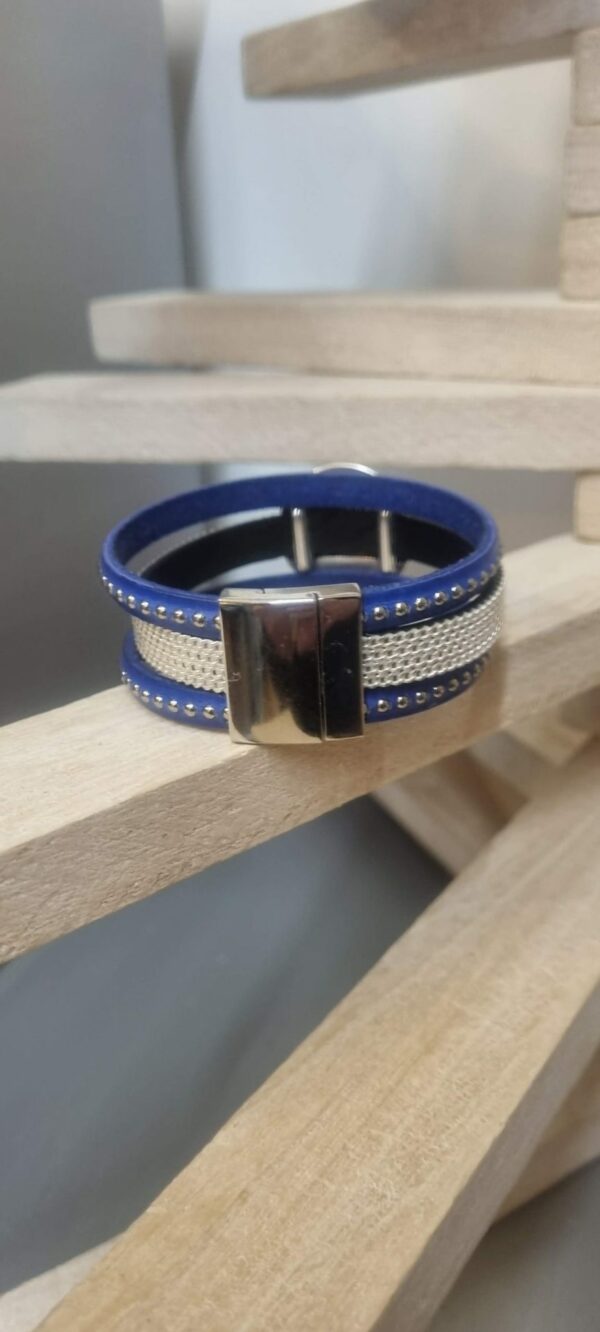 Manchette femme 20mm bleu et cuir métal, passant martelé argenté