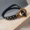 Bracelet femme en suédine noir étoilée