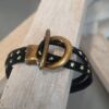 Bracelet femme en suédine noir étoilée