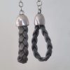 Boucles d'oreille femme cuir plat gris tressé