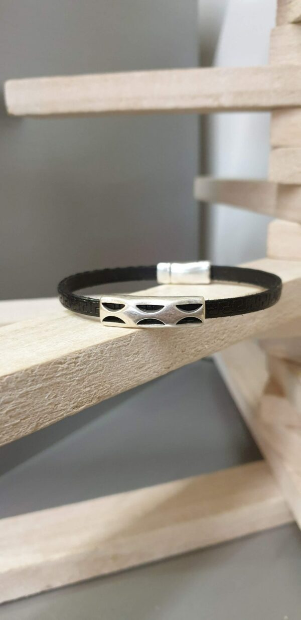 Bracelet homme cuir noir et passant argenté