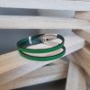 Bracelet femme cuir plat vert prairie et fermoir métal incurvé