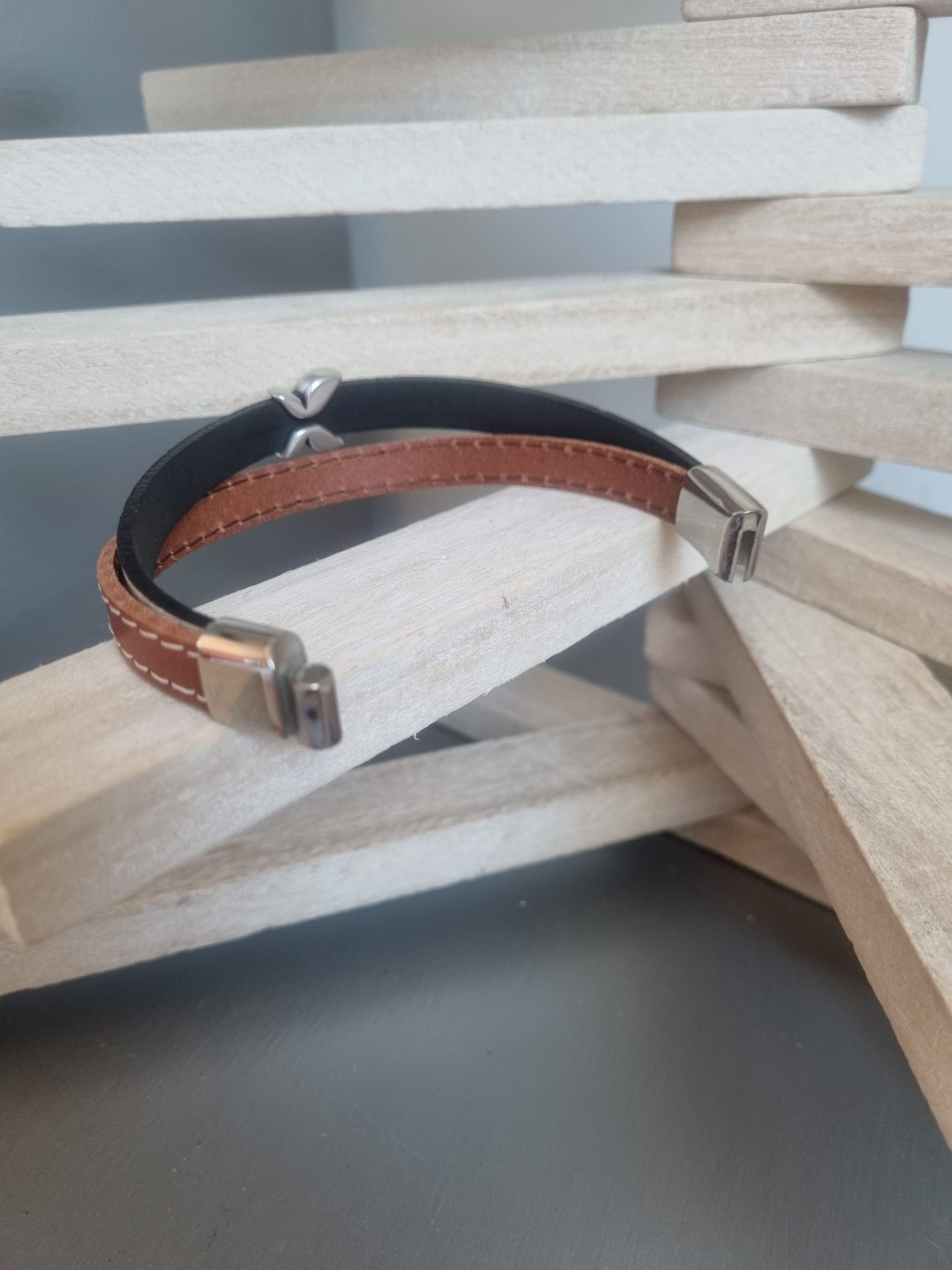 Bracelet homme 10mm cuir marron et liège, passant papillon