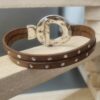 Bracelet femme cuir marron clouté et fermoir toggle