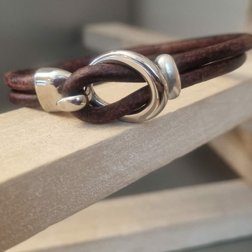 Bracelet homme cuir rond marron et fermoir crochet