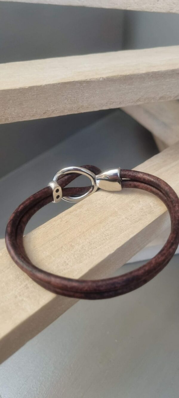 Bracelet homme cuir rond marron et fermoir crochet