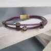 Bracelet mixte en cuir rond violet et acajou, perles bronze