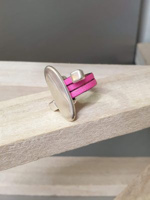 bague cuir rose fluo et passant ovale