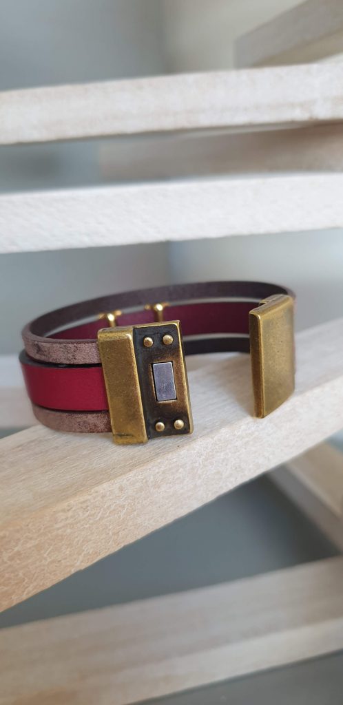 Manchette femme 20mm cuir plat bordeaux et marron, passant infini doré