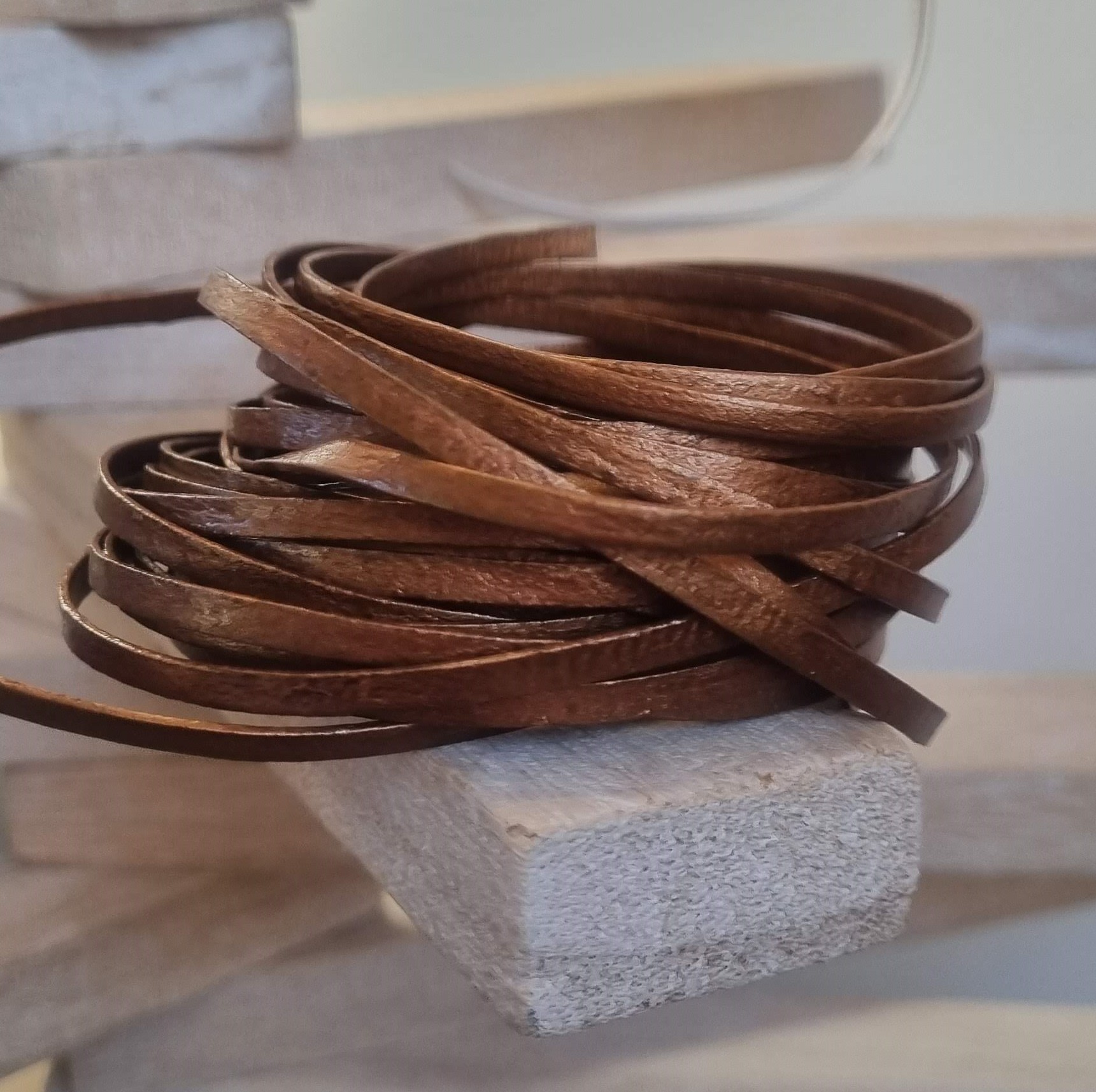 Cuir plat bronze 3mm