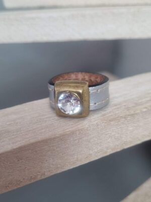 Bague femme cuir 10 gris et passant bronze Swarovski