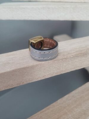 Bague femme cuir 10 gris et passant bronze Swarovski