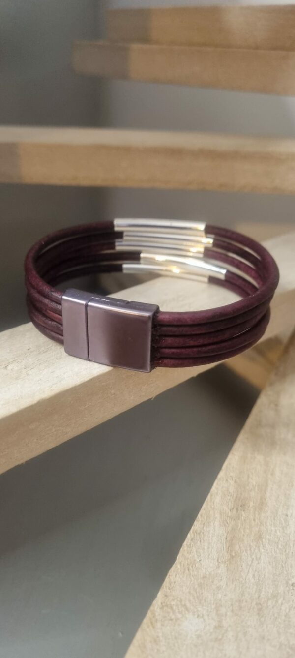 Bracelet mixte en cuir rond violet et tubes argentés