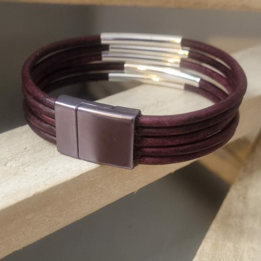 Bracelet mixte en cuir rond violet et tubes argentés