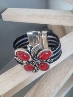 Manchette femme noire et grise et fleur rouge en zamak argenté