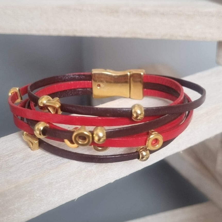 Bracelet femme en cuir 3mm rouge et marron, perles dorées
