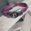 Bracelet femme en cuir rond et plat, rose et violet, perle noire