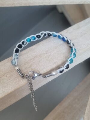Bracelet enfant perles verre et cuir rond