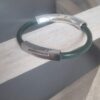 Bracelet femme cuir rond vert et tube martelé argenté