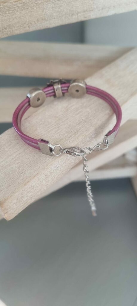 Bracelet femme enfant en cuir rond rose et sa coccinelle