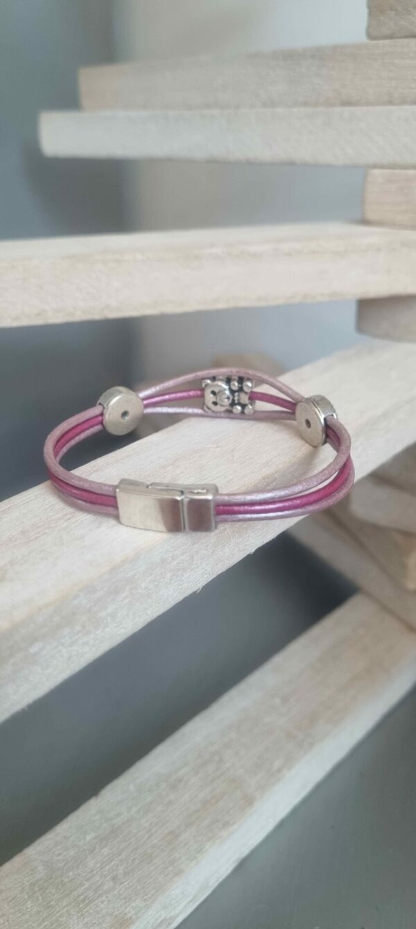 Bracelet femme en cuir rond rose et son ourson