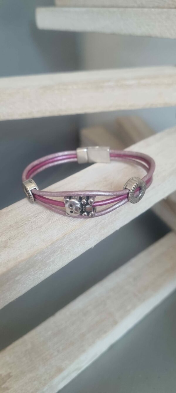 Bracelet femme en cuir rond rose et son ourson