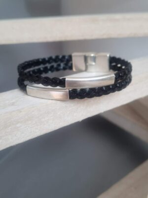 Bracelet homme en cuir tressé noir et tubes argentés