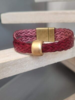 Bracelet femme en cuir tressé rouge foncé, perle en céramique or mat