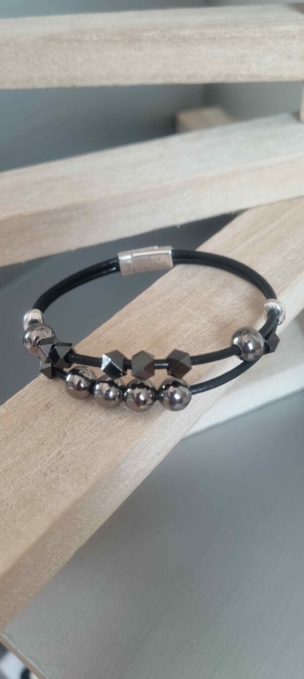 Bracelet homme en cuir rond noir et perles hématites et noires